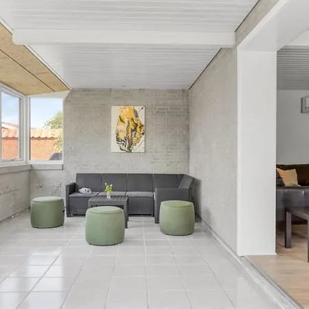 Sissela - From The Sea By Interhome *